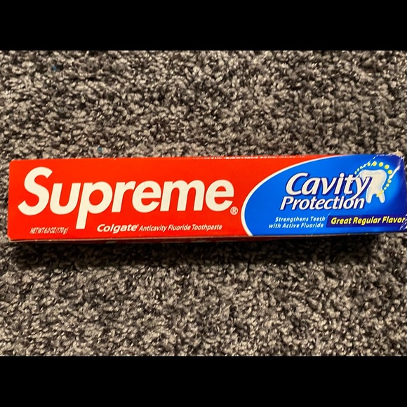 Supreme Colgate Toothpaste - Picture 3 of 6